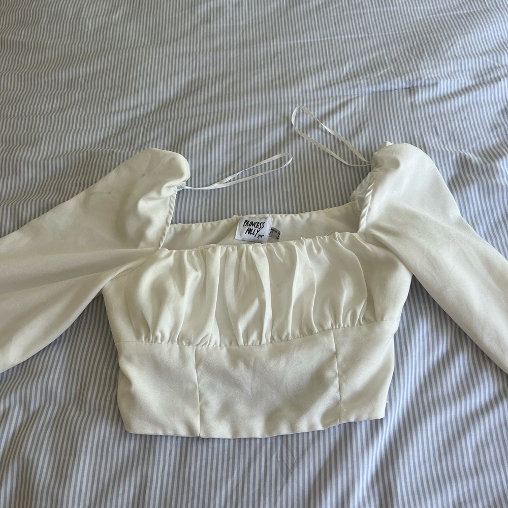 Ariah long sleeve top from Princess Polly!